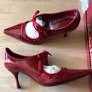 Salvatore Ferragamo patent heels, 5-1/2